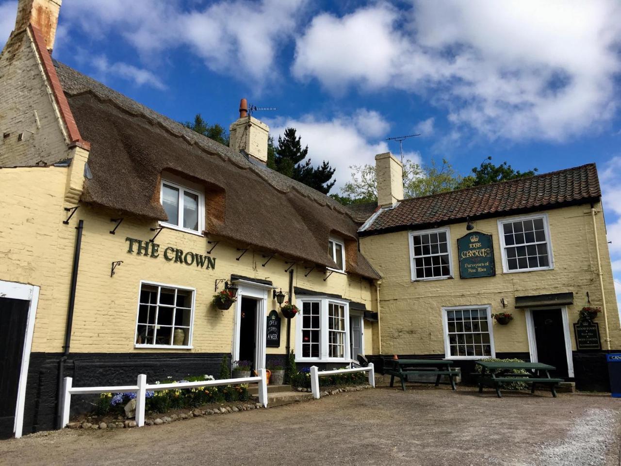 The Crown Inn Smallburgh Exterior photo